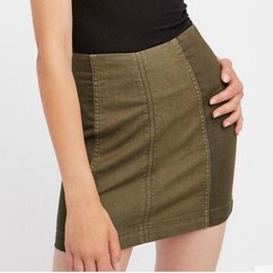 Free People Modern Femme olive green sz 6 skirt WSK85
